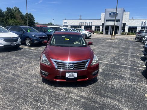 Used 2014 Nissan Altima 2.5 SL w/ Technology Package FWD image 3