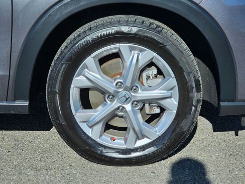 Used 2023 Honda HR-V LX image 9