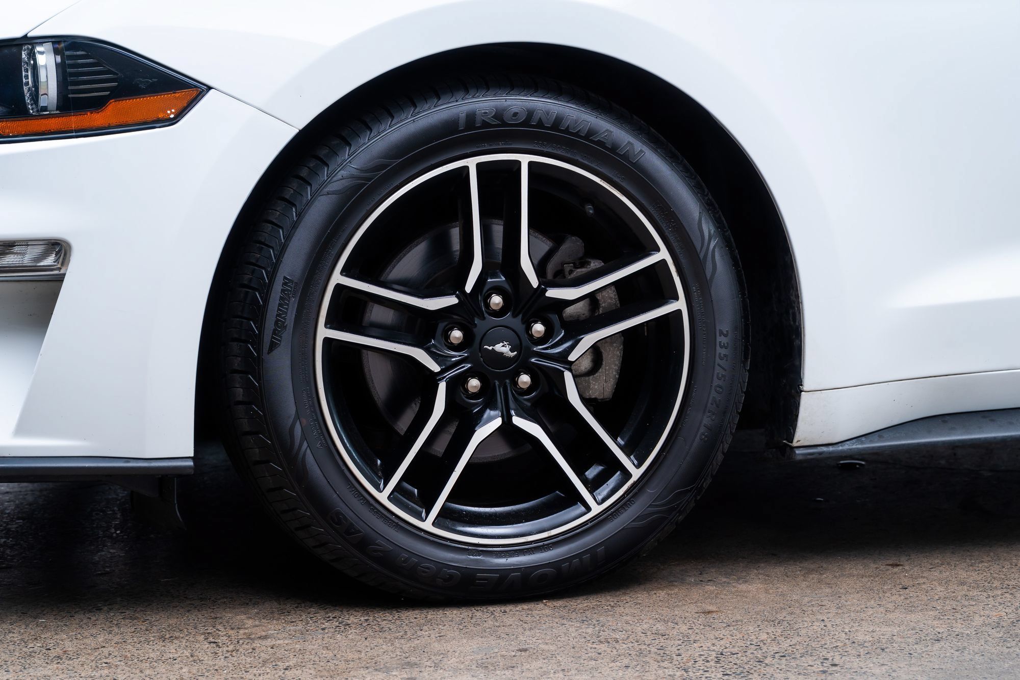 Used 2022 Ford Mustang Premium RWD image 4