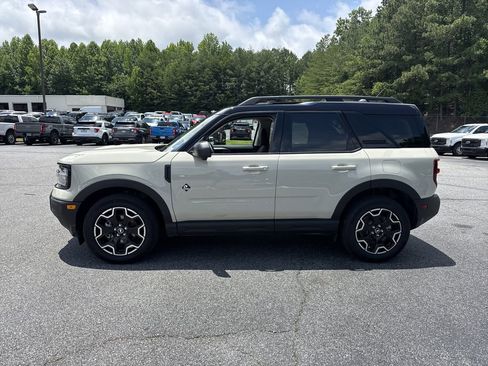 Used 2025 Ford Bronco Sport Outer Banks w/ Outer Banks Tech Package+ AWD/4WD image 4