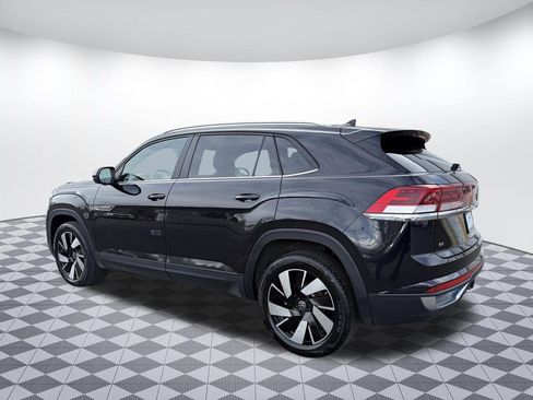 Used 2025 Volkswagen Atlas Cross Sport SE image 5