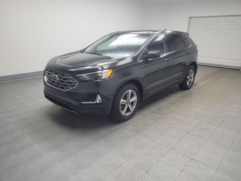 Used 2022 Ford Edge SEL w/ Convenience Package AWD/4WD image 2