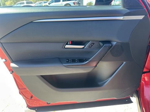 Used 2024 MAZDA CX-50 AWD 2.5 S w/ Preferred Package image 24