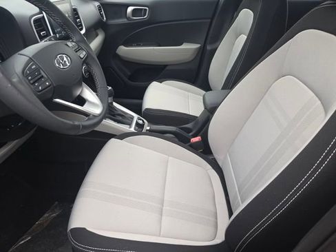 New 2026 Hyundai Venue SEL FWD image 26