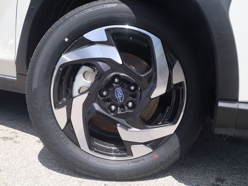 New 2026 Subaru Crosstrek 2.5i Limited AWD/4WD image 2