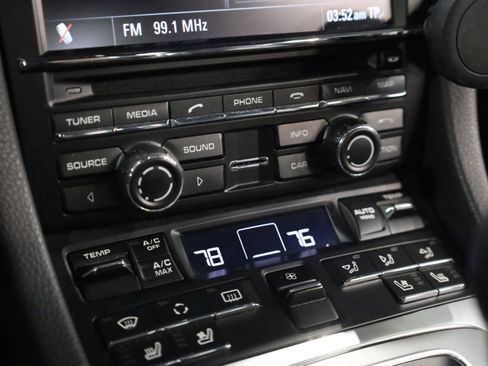 Used 2013 Porsche 911 Carrera 4S image 28