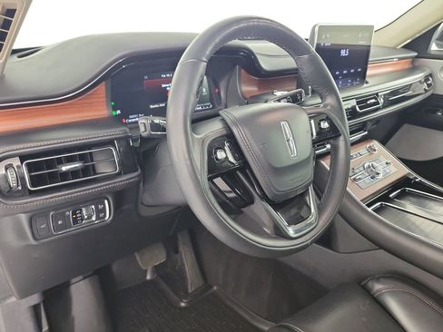 Used 2021 Lincoln Aviator Reserve w/ Equipment Group 202A AWD/4WD image 17