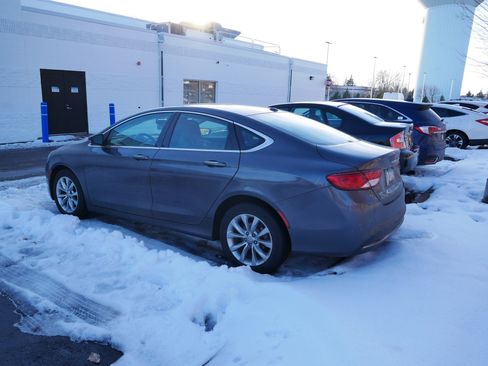 Used 2015 Chrysler 200 C image 4