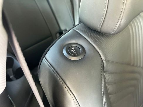 Used 2026 Hyundai Palisade SEL FWD image 32