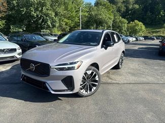 Used 2026 Volvo XC60 B5 Plus w/ Protection Package Premier AWD/4WD video 1