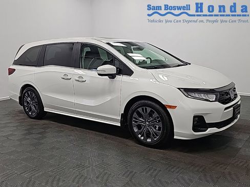 New 2026 Honda Odyssey Touring image 1