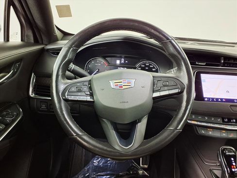 Certified 2023 Cadillac XT4 Sport image 15