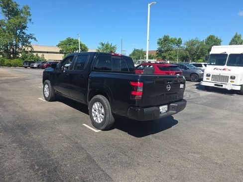 Used 2022 Nissan Frontier SV AWD/4WD image 7