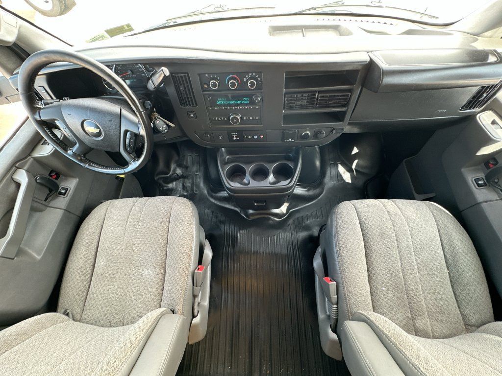 Used 2023 Chevrolet Express 3500 w/ Power Convenience Package RWD image 10