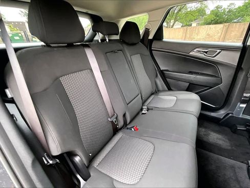 Certified 2025 Kia Sportage LX image 20