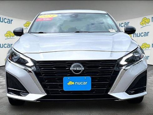 Certified 2024 Nissan Altima 2.5 SV AWD/4WD image 2