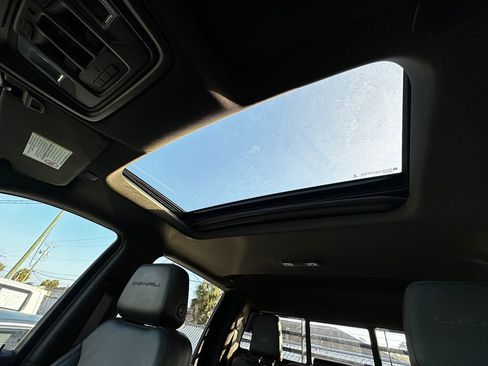 Used 2020 GMC Sierra 2500 Denali w/ Denali Ultimate Package image 86