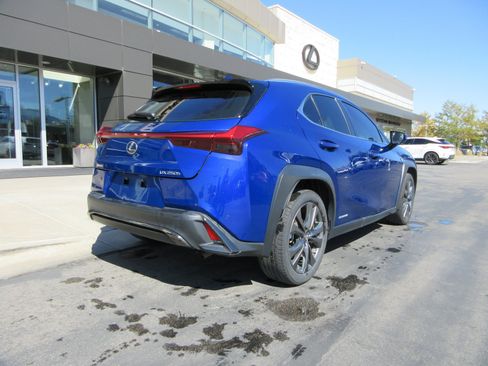 Used 2021 Lexus UX 250h F Sport w/ F Sport Premium Package AWD/4WD image 11