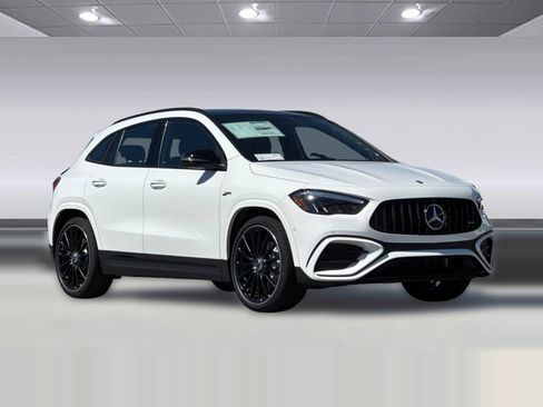 New 2026 Mercedes-Benz GLA 35 AMG 4MATIC image 6