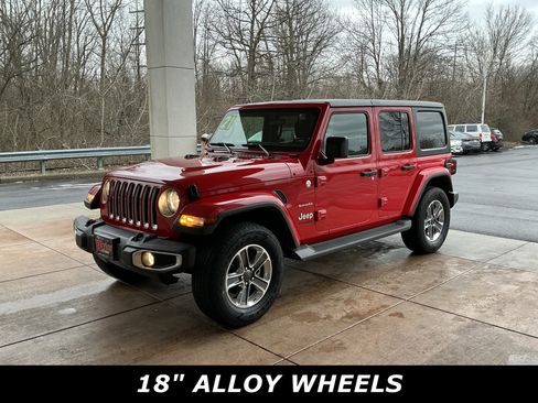 Used 2021 Jeep Wrangler Unlimited Sahara image 3