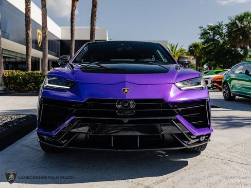 Used 2023 Lamborghini Urus Performante AWD/4WD image 10