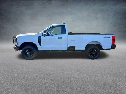 Certified 2023 Ford F250 XL w/ STX Appearance Package AWD/4WD image 4