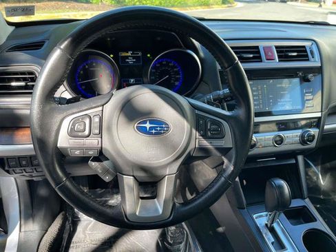 Used 2015 Subaru Outback 3.6R Limited AWD/4WD image 38