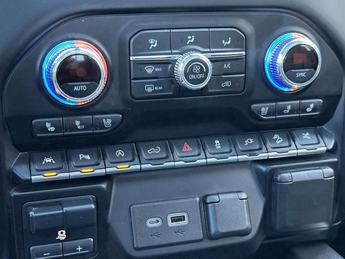 Used 2021 GMC Sierra 1500 Denali w/ Denali Ultimate Package image 23