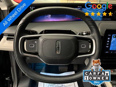Used 2025 Lincoln Nautilus Premier AWD/4WD image 20
