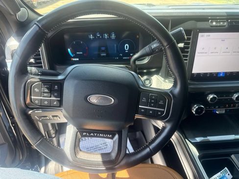 Used 2024 Ford F350 Platinum AWD/4WD image 16
