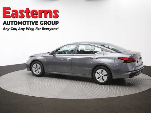 Used 2024 Nissan Altima 2.5 S FWD image 61