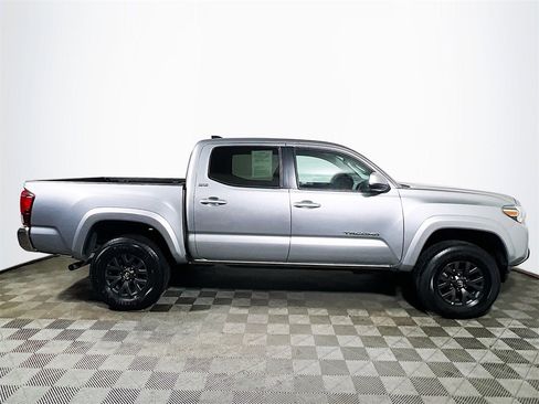 Certified 2022 Toyota Tacoma SR5 image 9