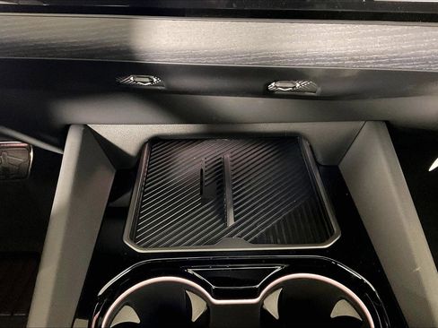 New 2026 BMW 530i xDrive AWD/4WD image 10
