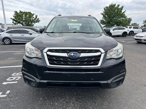 Used 2017 Subaru Forester 2.5i w/ Alloy Wheel Package AWD/4WD image 2