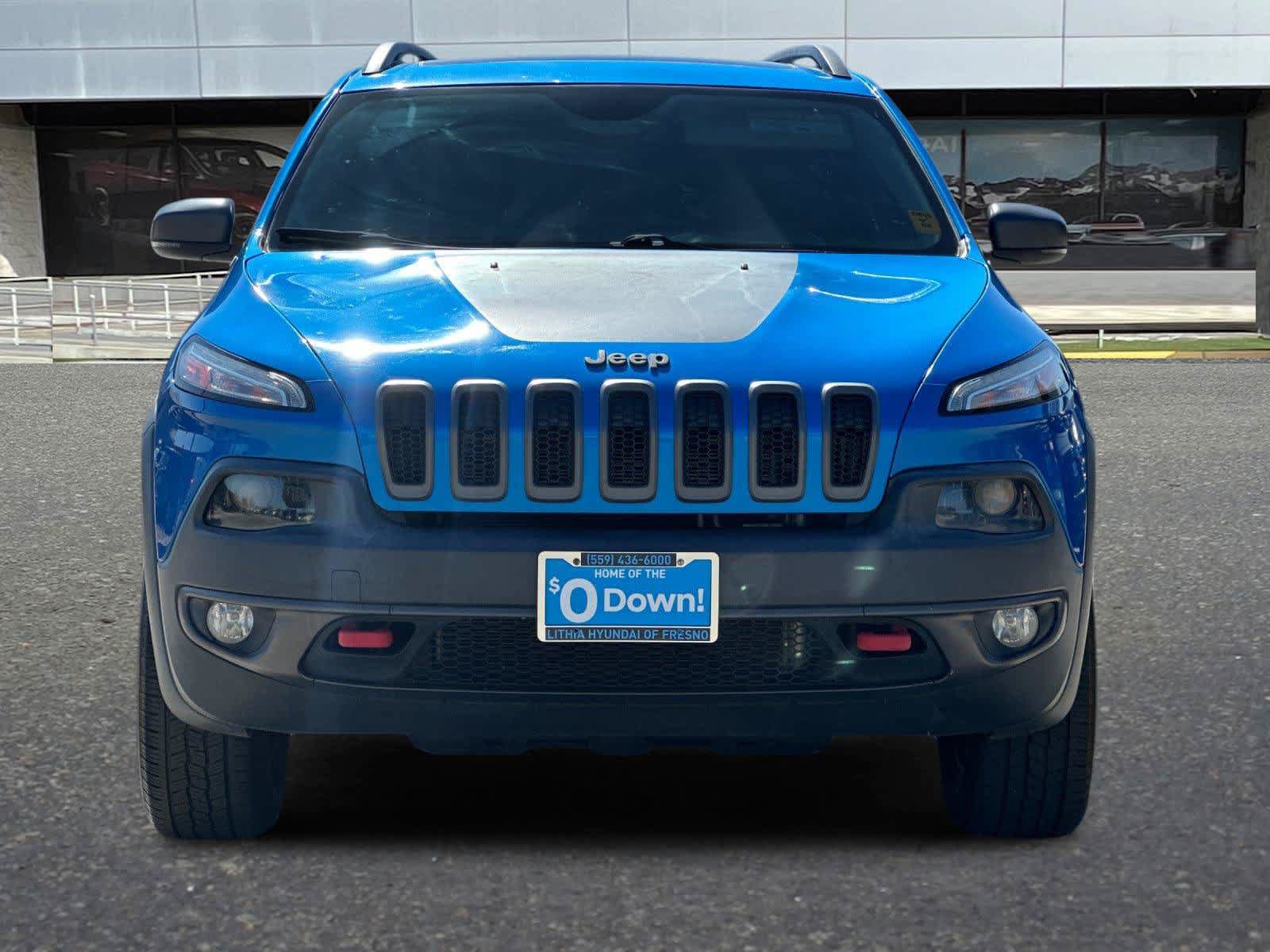 Used 2018 Jeep Cherokee Trailhawk w/ Comfort/Convenience Group AWD/4WD image 11