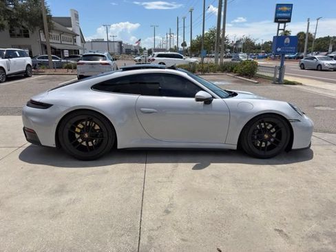 Used 2025 Porsche 911 Carrera RWD image 19
