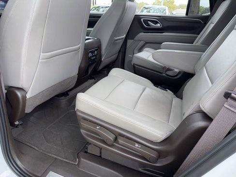 Used 2021 Chevrolet Tahoe LT w/ LT Signature Package image 25