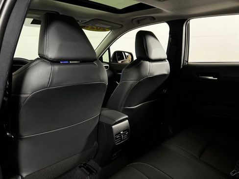 Certified 2026 Toyota Corolla Cross XLE w/ Convenience Package image 22