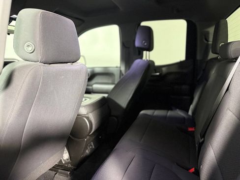Used 2020 Chevrolet Silverado 1500 Custom w/ Custom Value Package AWD/4WD image 22