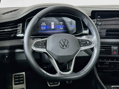 Used 2025 Volkswagen Jetta Sport FWD image 18