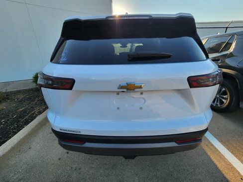 Used 2026 Chevrolet Equinox LT FWD image 5