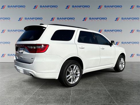 Used 2023 Dodge Durango GT image 5