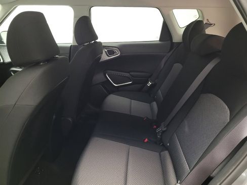 Used 2023 Kia Soul LX w/ LX Technology Package image 18