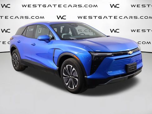 Used 2024 Chevrolet Blazer EV LT AWD/4WD image 43