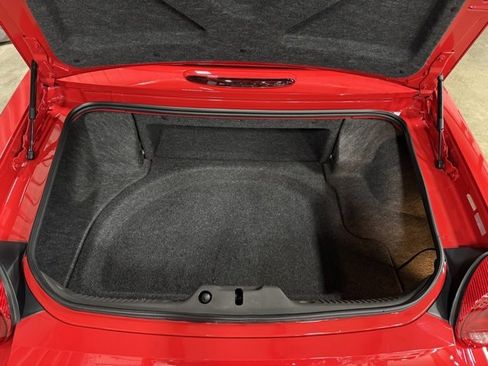 Used 2002 Ford Thunderbird image 25