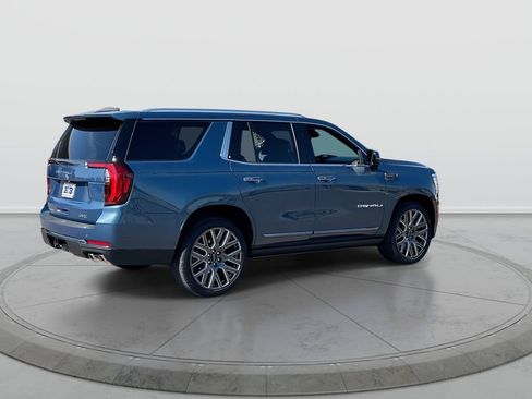Used 2026 GMC Yukon Denali Ultimate AWD/4WD image 8