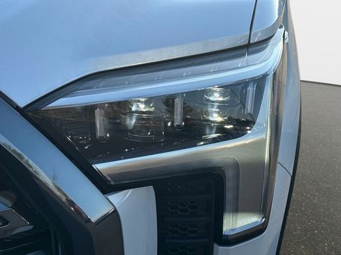 New 2025 Toyota Tundra Platinum image 10