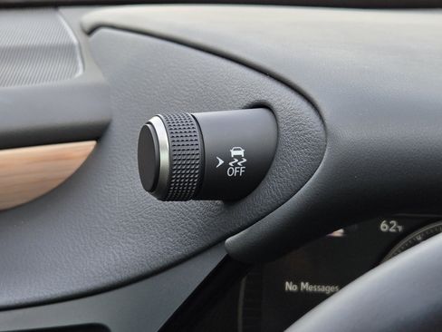 Certified 2023 Lexus ES 350 w/ Premium Package image 32