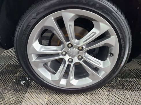 Used 2018 Audi Q3 2.0T Premium Plus w/ Premium Plus Package image 16