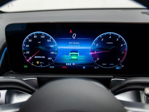 New 2026 Mercedes-Benz GLB 35 AMG 4MATIC image 26